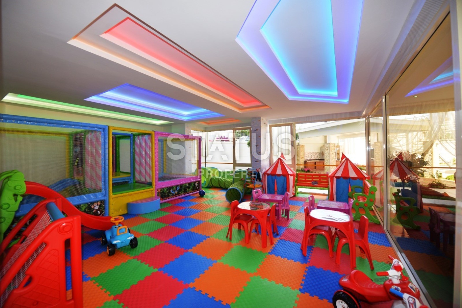 Двухкомнатная квартира в шикарном комплексе в Махмутларе, 70 м2 фото 13