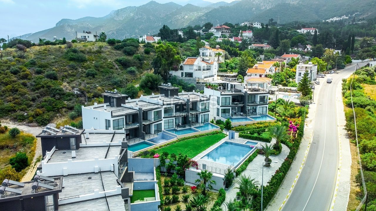 Трехкомнатная квартира 120 м2 с большой террасой на крыше в Беллапаисе фото 3