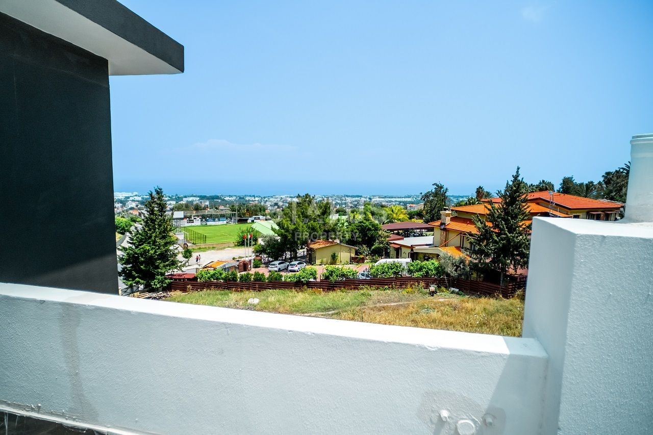 Трехкомнатная квартира 120 м2 с большой террасой на крыше в Беллапаисе фото 20