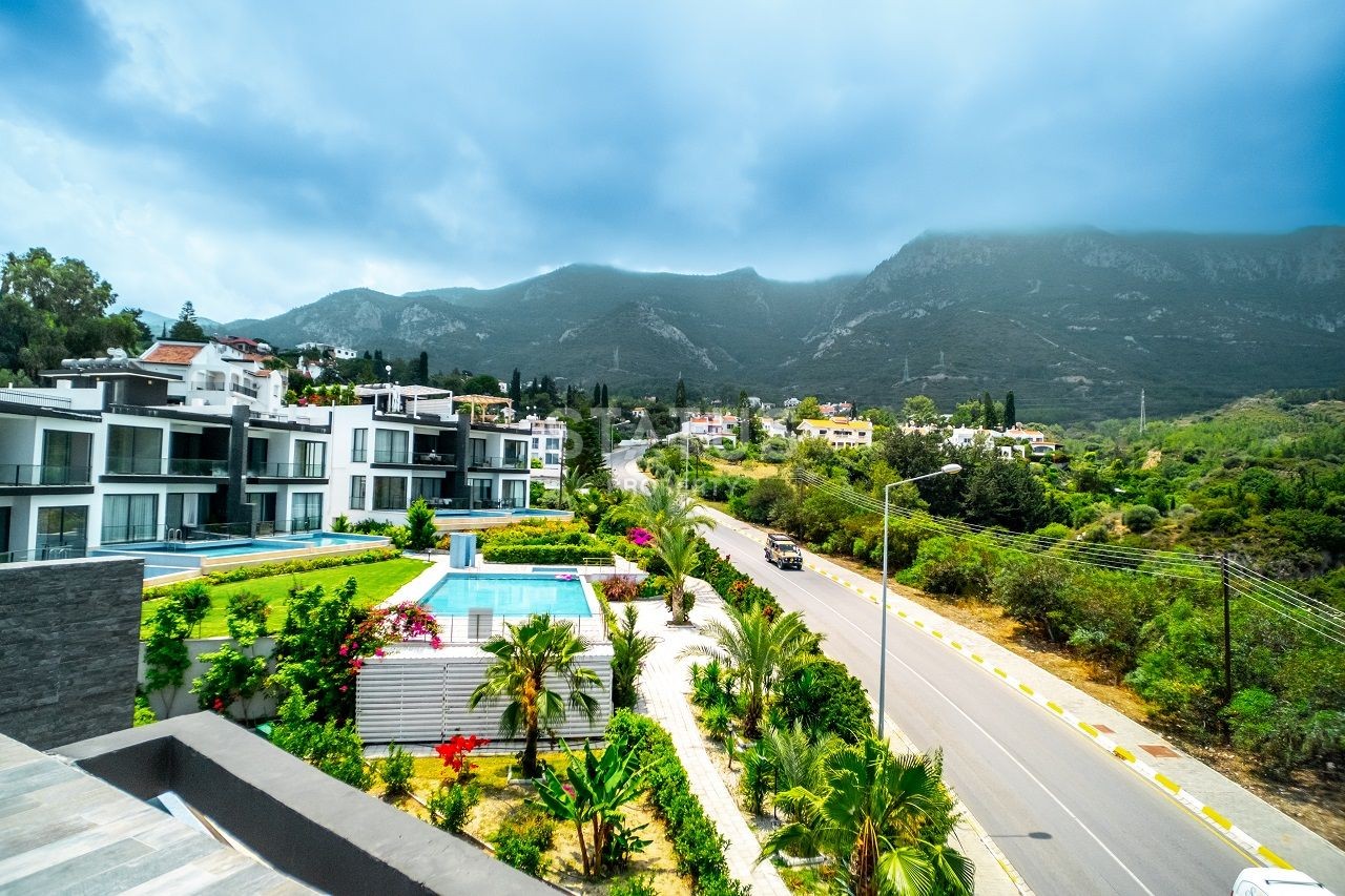 Квартира 4+1 (230 м2) с частным бассейном в Беллапаисе фото 6