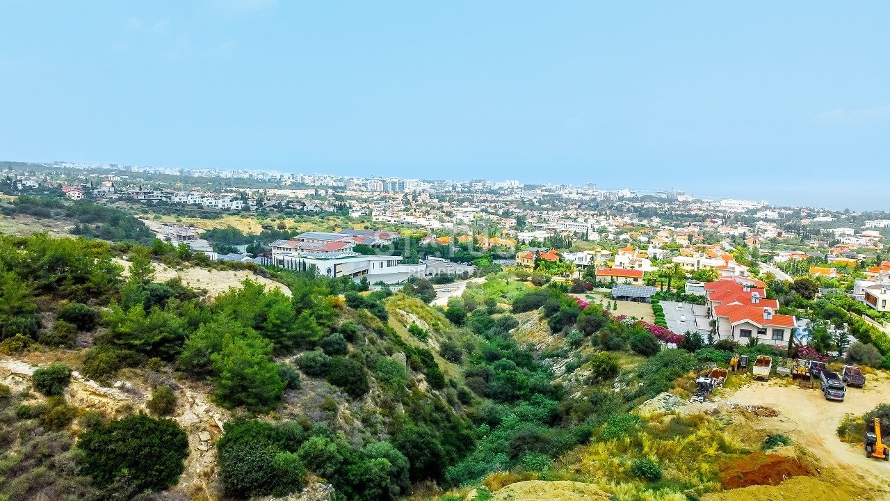 Квартира 4+1 (230 м2) с частным бассейном в Беллапаисе фото 8