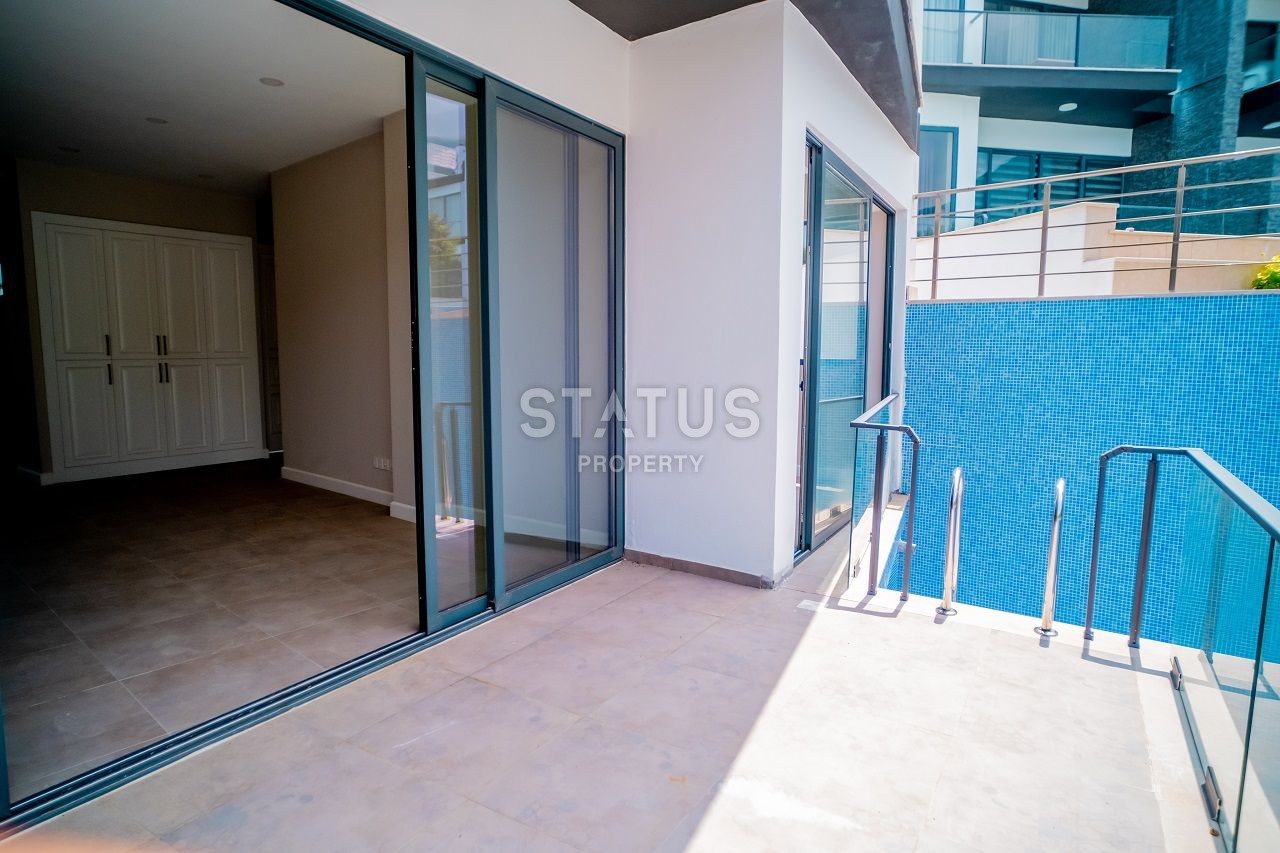 Квартира 4+1 (230 м2) с частным бассейном в Беллапаисе фото 22