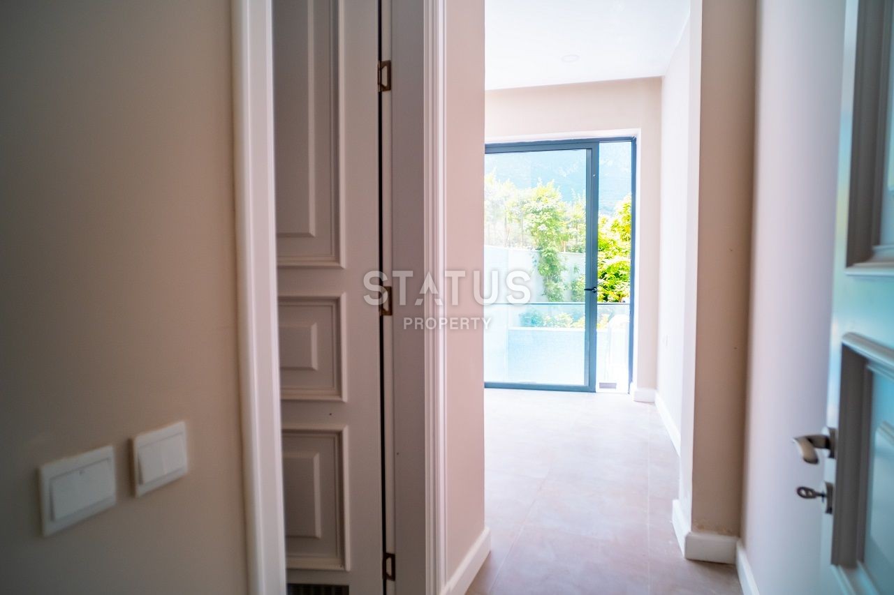 Квартира 4+1 (230 м2) с частным бассейном в Беллапаисе фото 32