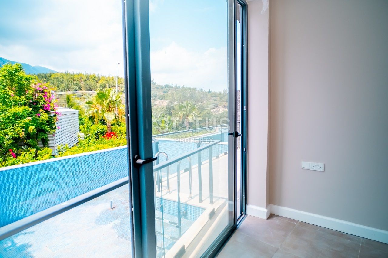 Квартира 4+1 (230 м2) с частным бассейном в Беллапаисе фото 37