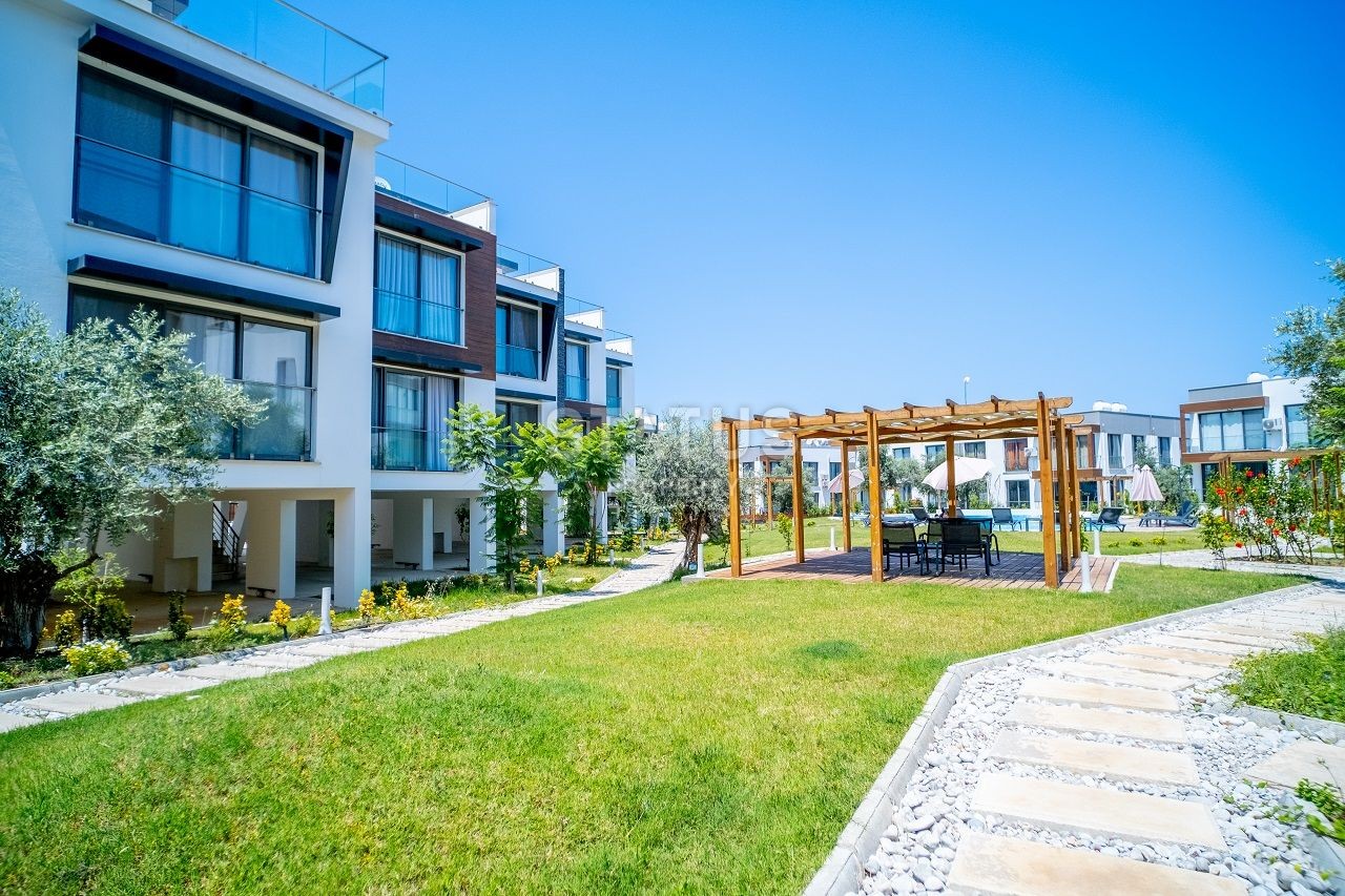 Three-storey townhouse 3+1 (155 m?) 5 minutes from the sea фото 9