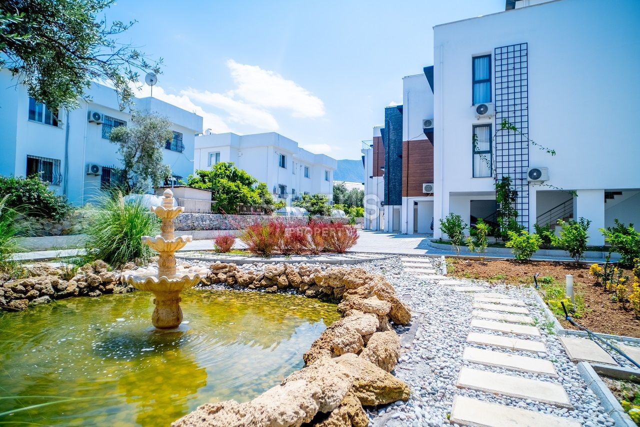 Three-storey townhouse 3+1 (155 m?) 5 minutes from the sea фото 11