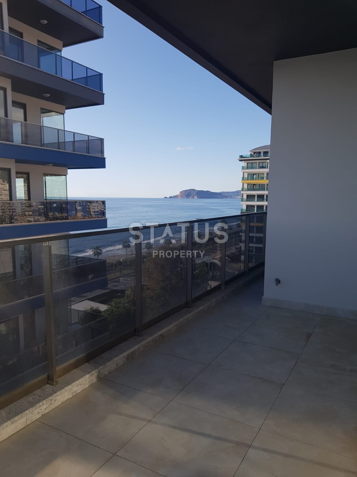 Первая береговая линия! Трехкомнатная квартира с видом на море. 100 кв.м. фото 3