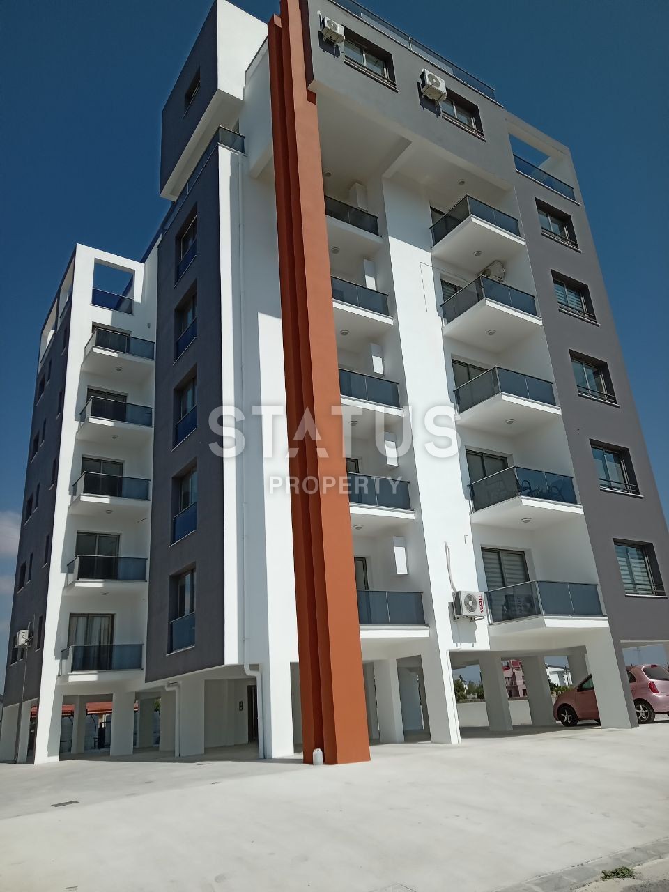 Three-room apartment 87 m? with two balconies 1 km from the sea фото 5