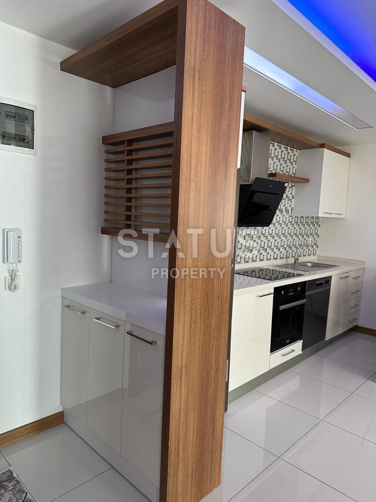 Меблированная квартира 1+1 в двух шагах от моря в Махмутларе, 55м2 фото 26