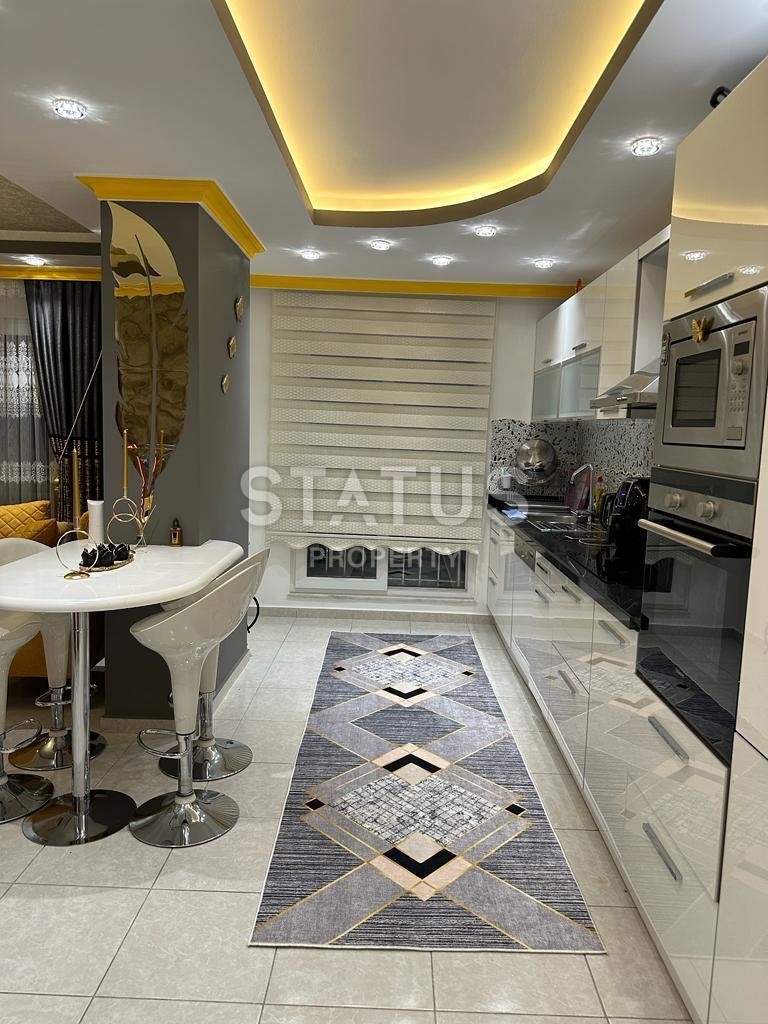 Просторные апартаменты 2+1 с дизайнерским ремонтом и мебелью в районе Махмутлар, 120м2 фото 4