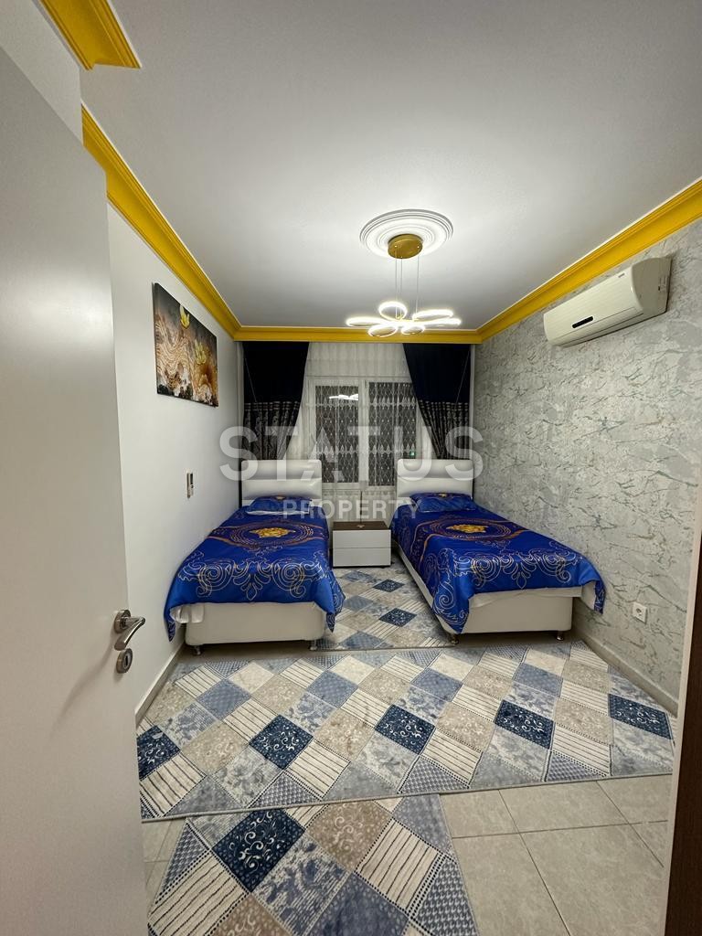 Просторные апартаменты 2+1 с дизайнерским ремонтом и мебелью в районе Махмутлар, 120м2 фото 10