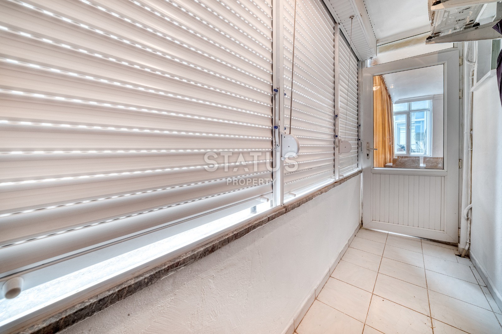 Стильный апартаменты 1+1 в Центре, 65м2 фото 3