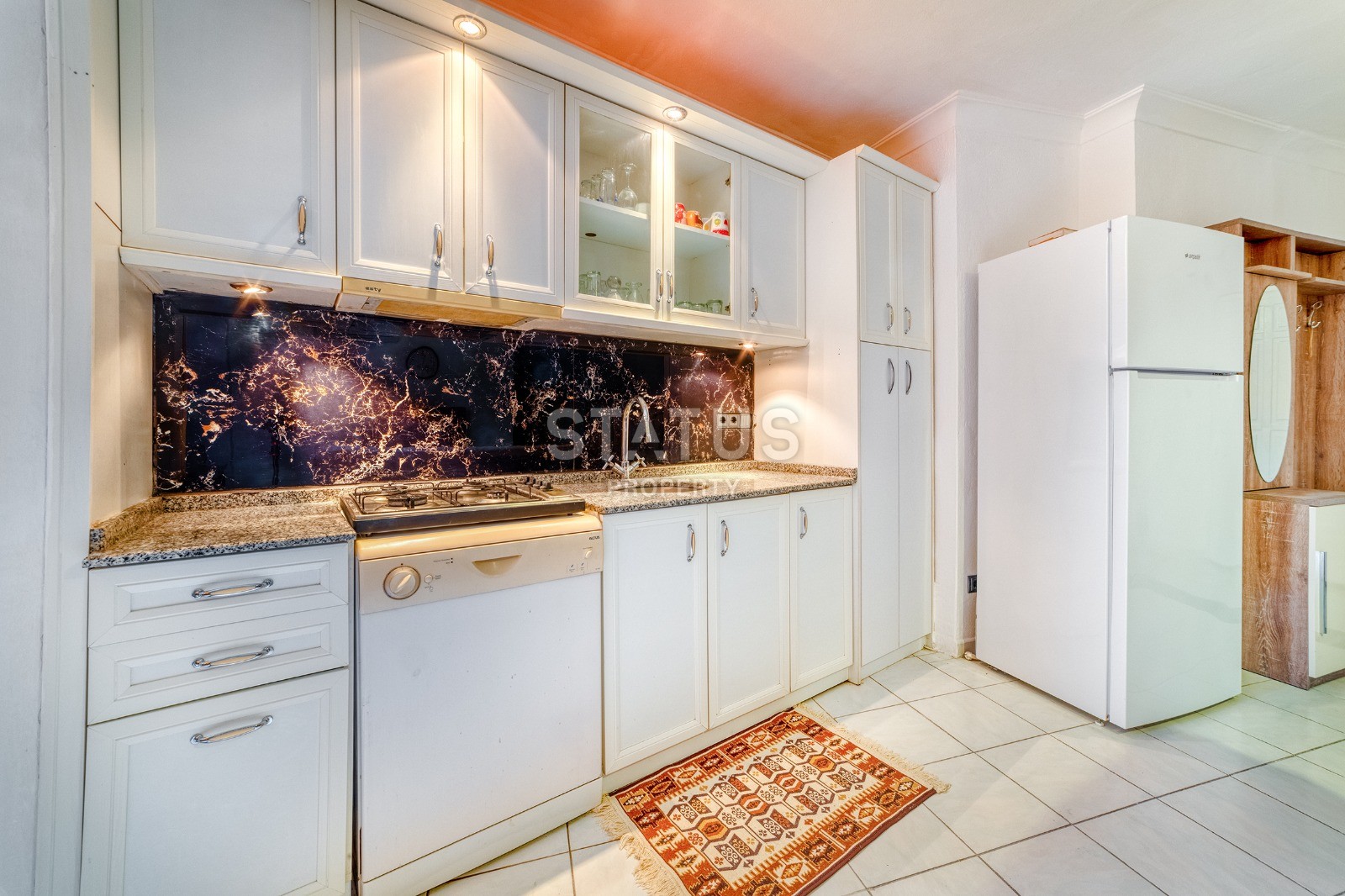 Стильный апартаменты 1+1 в Центре, 65м2 фото 7