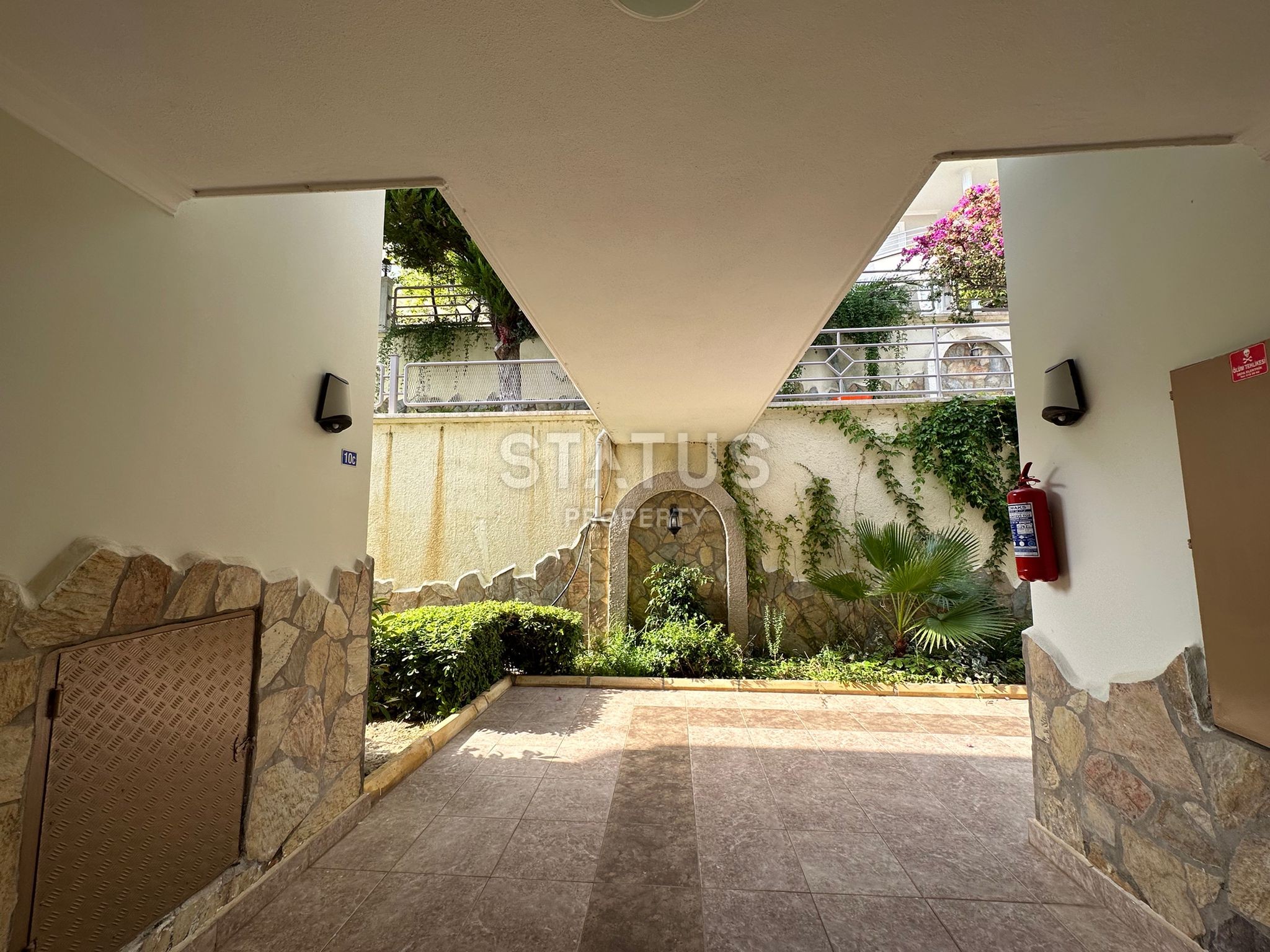 Квартира 2+1  в  спокойном районе Тепе, 100 м2 фото 32