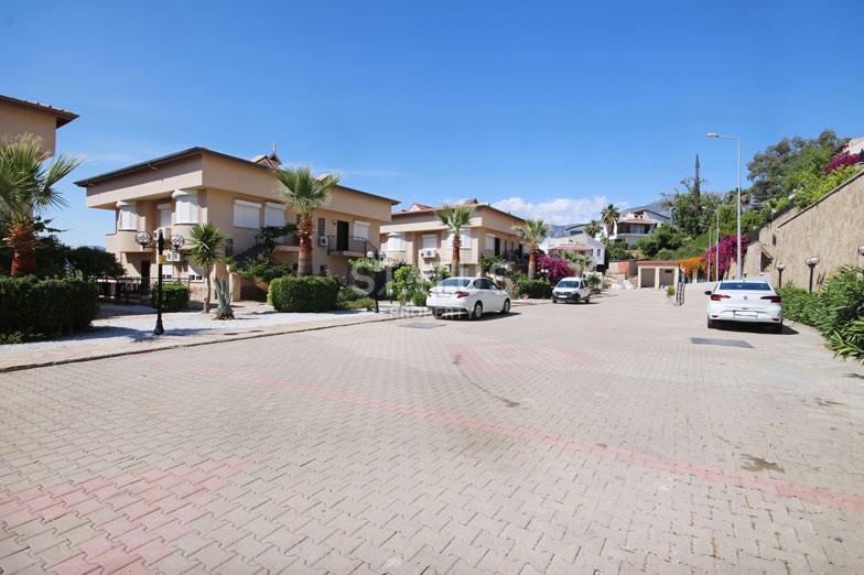 Трехкомнатная квартира с выходом в сад в районе Каргыджак, 90 м2 фото 36