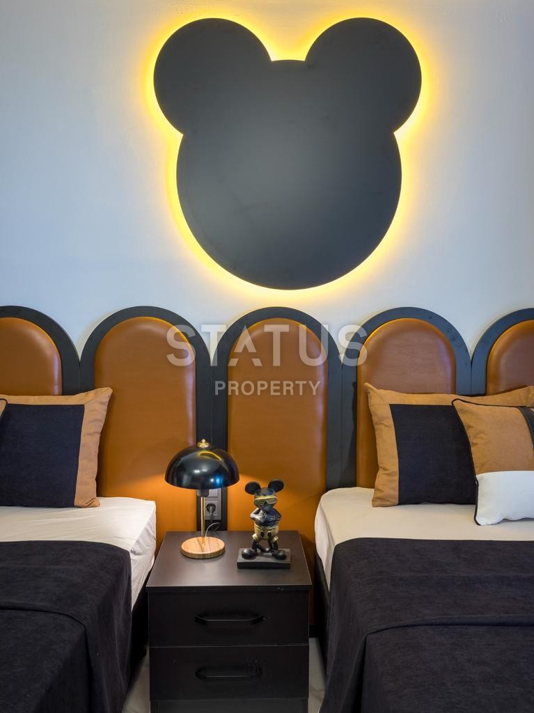 Luxurious three-room apartment with panoramic views in the Bektash area, 110 m2 фото 3