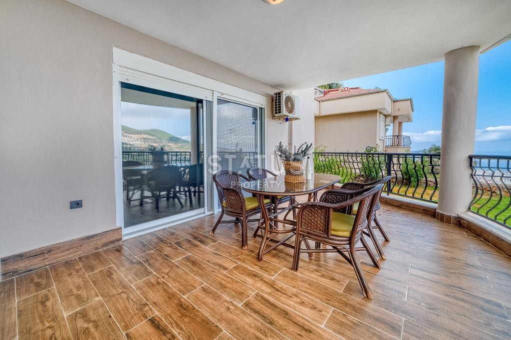 Luxurious three-room apartment with panoramic views in the Bektash area, 110 m2 фото 10