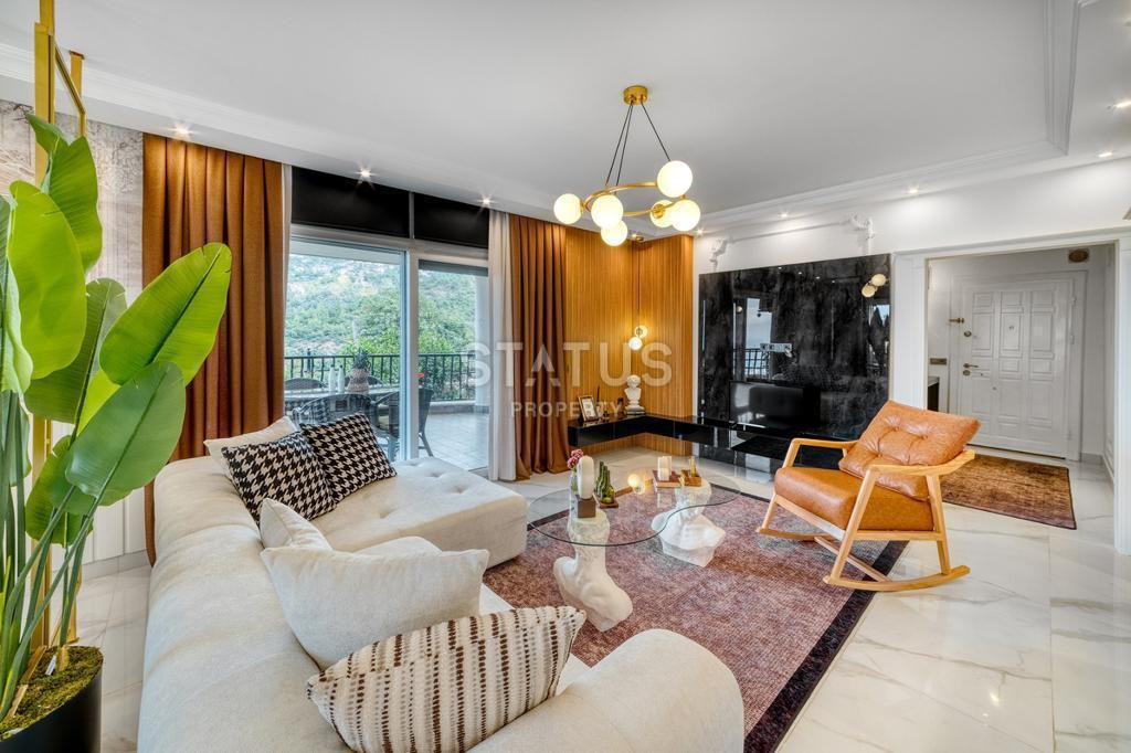 Luxurious three-room apartment with panoramic views in the Bektash area, 110 m2 фото 14