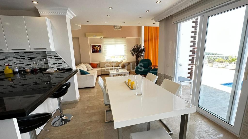 Продается вилла 4+1 с панорамным видом на море и горы, 200 м2 фото 17