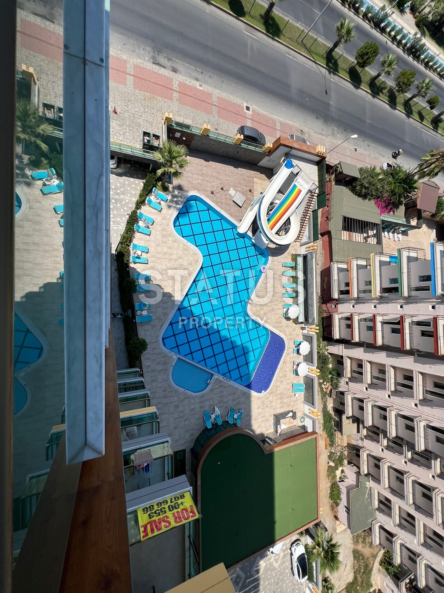 One-bedroom apartment on the first coastline in a complex with hotel infrastructure, 80m2 фото 4