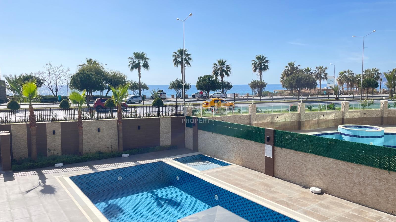 Апартаменты 1+1 на первой линии в районе Кестель, 75м2 фото 17