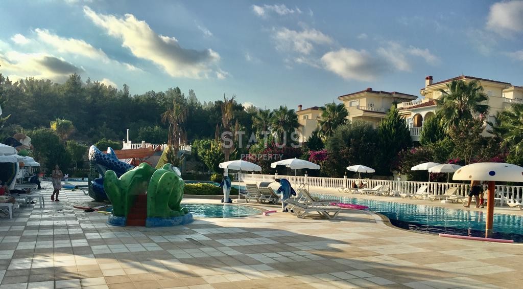 Magnificent furnished villa 3+1 in a complex of villas in the Incekum area, 160m2 фото 5