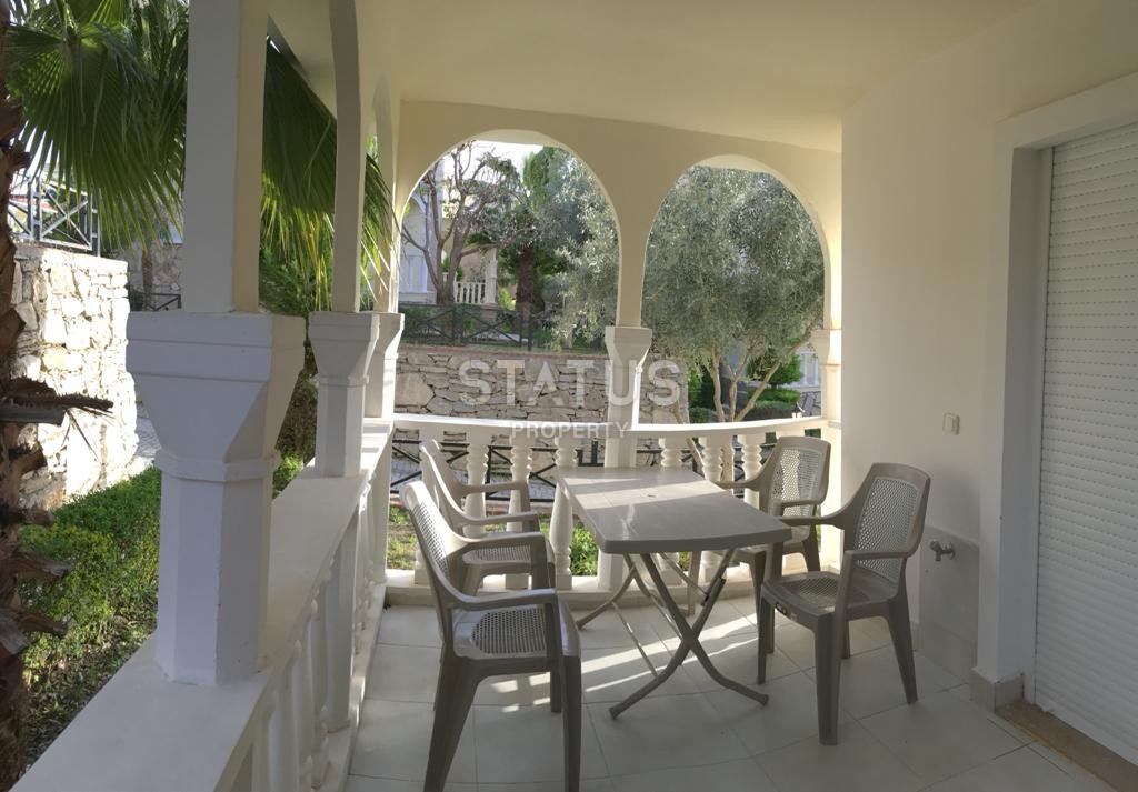 Magnificent furnished villa 3+1 in a complex of villas in the Incekum area, 160m2 фото 16