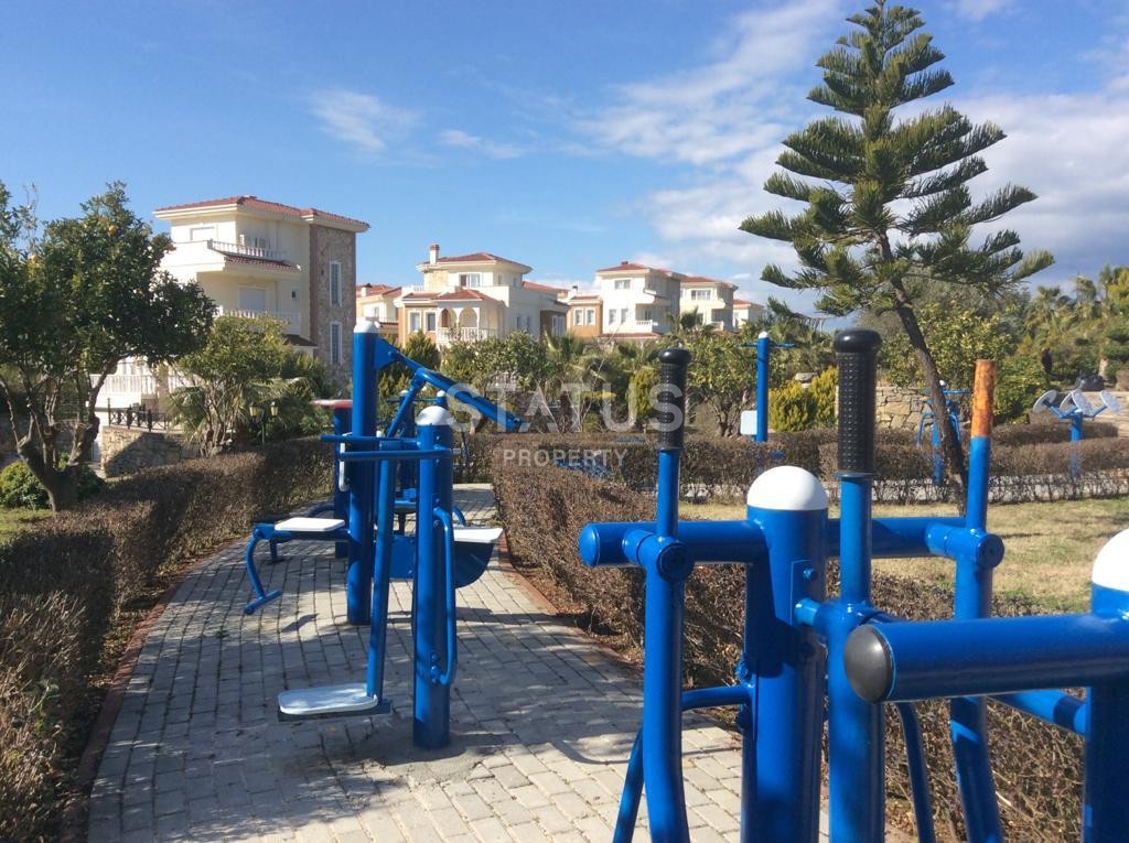 Magnificent furnished villa 3+1 in a complex of villas in the Incekum area, 160m2 фото 23