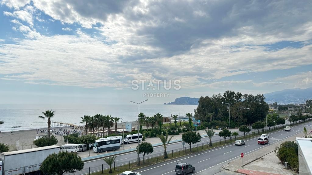 Прекрасные апартаменты 2+1 на первой линии от моря в районе Кестель, 110м2 фото 15