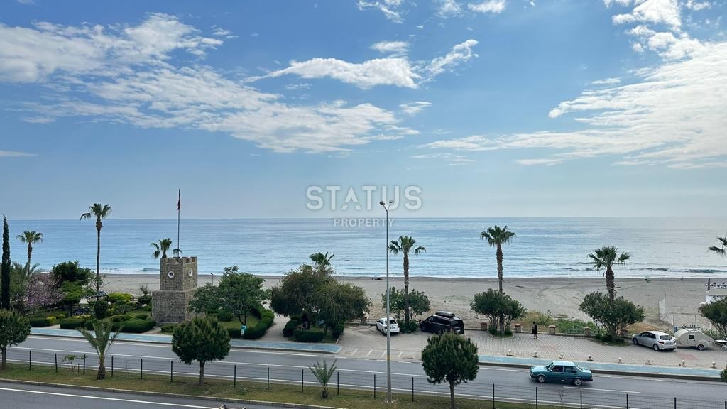 Прекрасные апартаменты 2+1 на первой линии от моря в районе Кестель, 110м2 фото 17