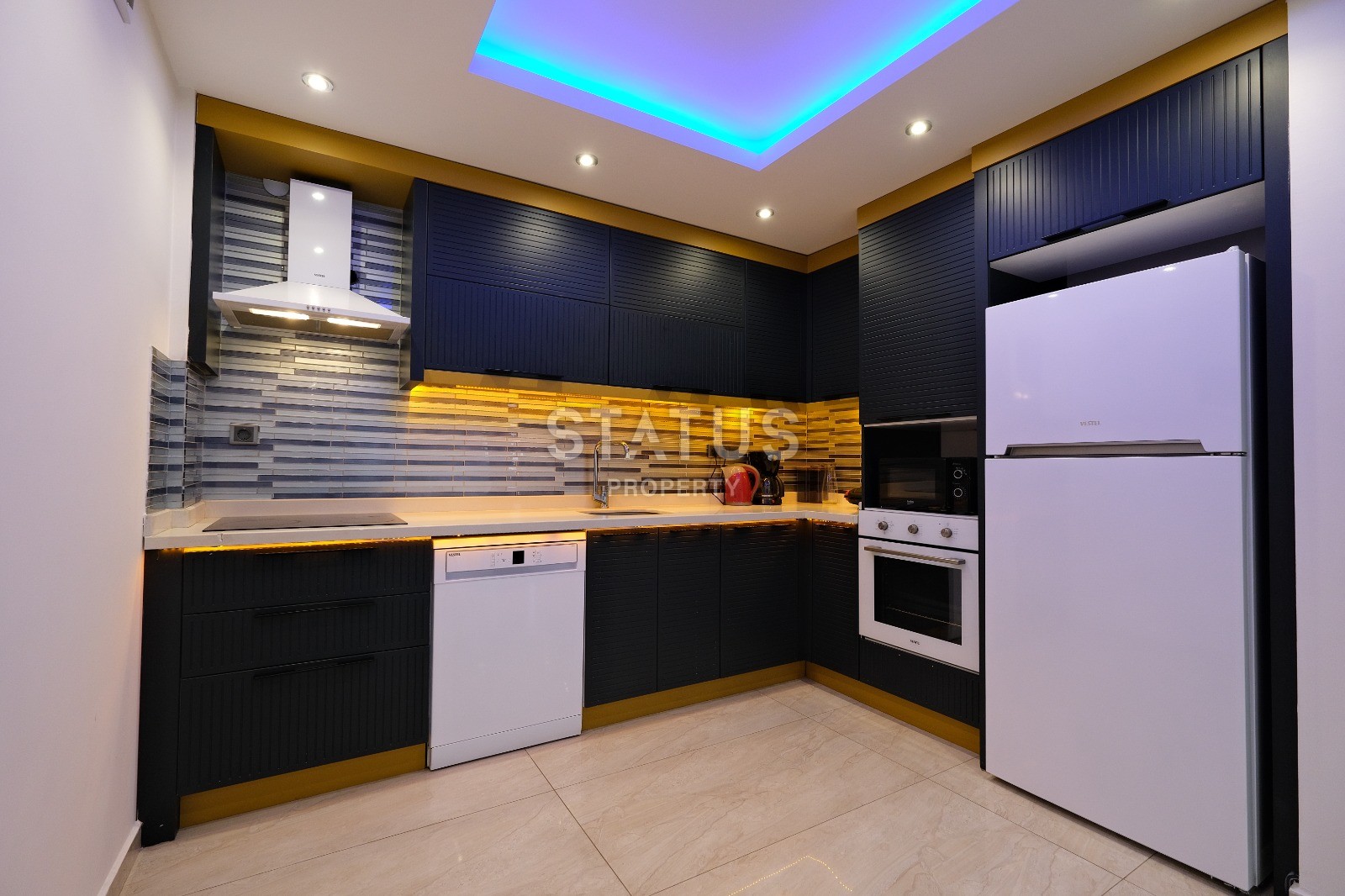 Luxury villa with sea views in a complex of villas in the Bektash area, 400m2 фото 22