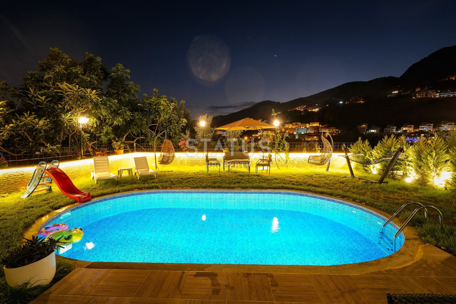 Luxury villa with sea views in a complex of villas in the Bektash area, 400m2 фото 24