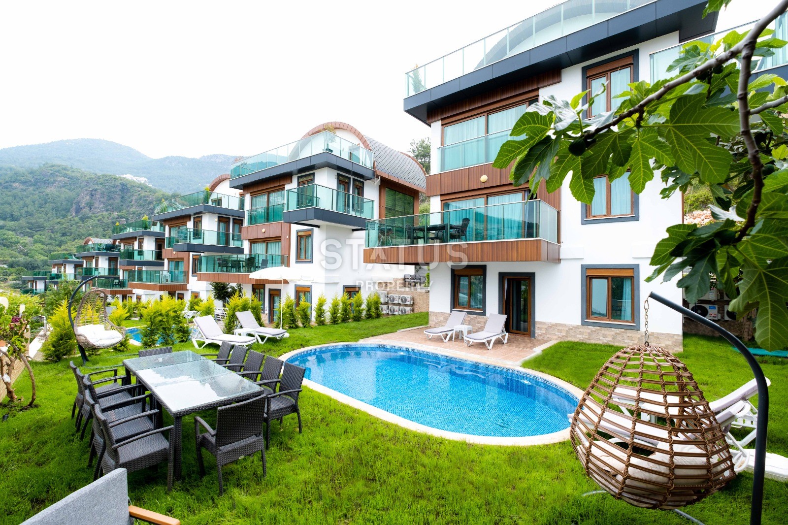 Luxury villa with sea views in a complex of villas in the Bektash area, 400m2 фото 28