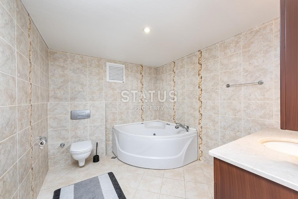 Duplex 4+1 with magnificent views in Oba near the sea, 250m2 фото 20