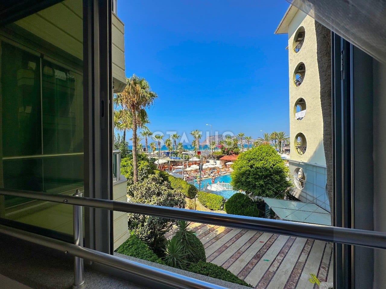 Двухкомнатная квартира в первой береговой линии в районе Оба.100м2БА фото 4