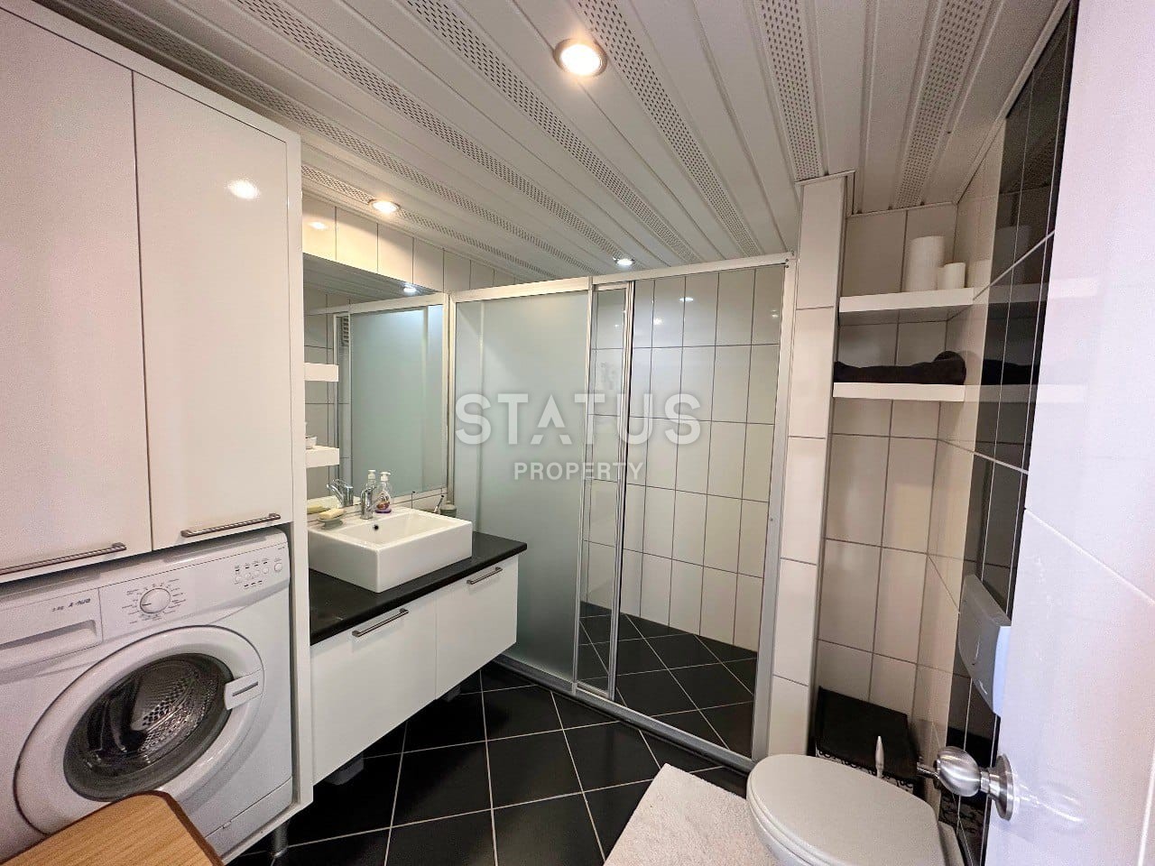 Двухкомнатная квартира в первой береговой линии в районе Оба.100м2БА фото 12