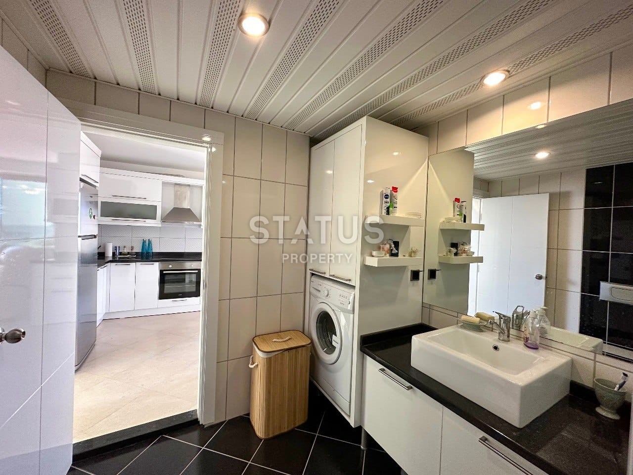 Двухкомнатная квартира в первой береговой линии в районе Оба.100м2БА фото 14