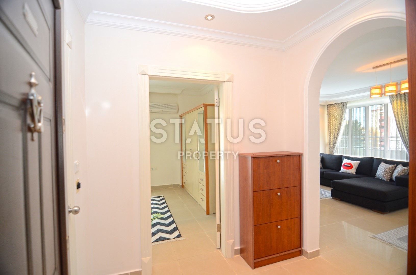 Огромная квартира в Махмутларе планировки 1+1 с мебелью 82 кв.м. фото 6