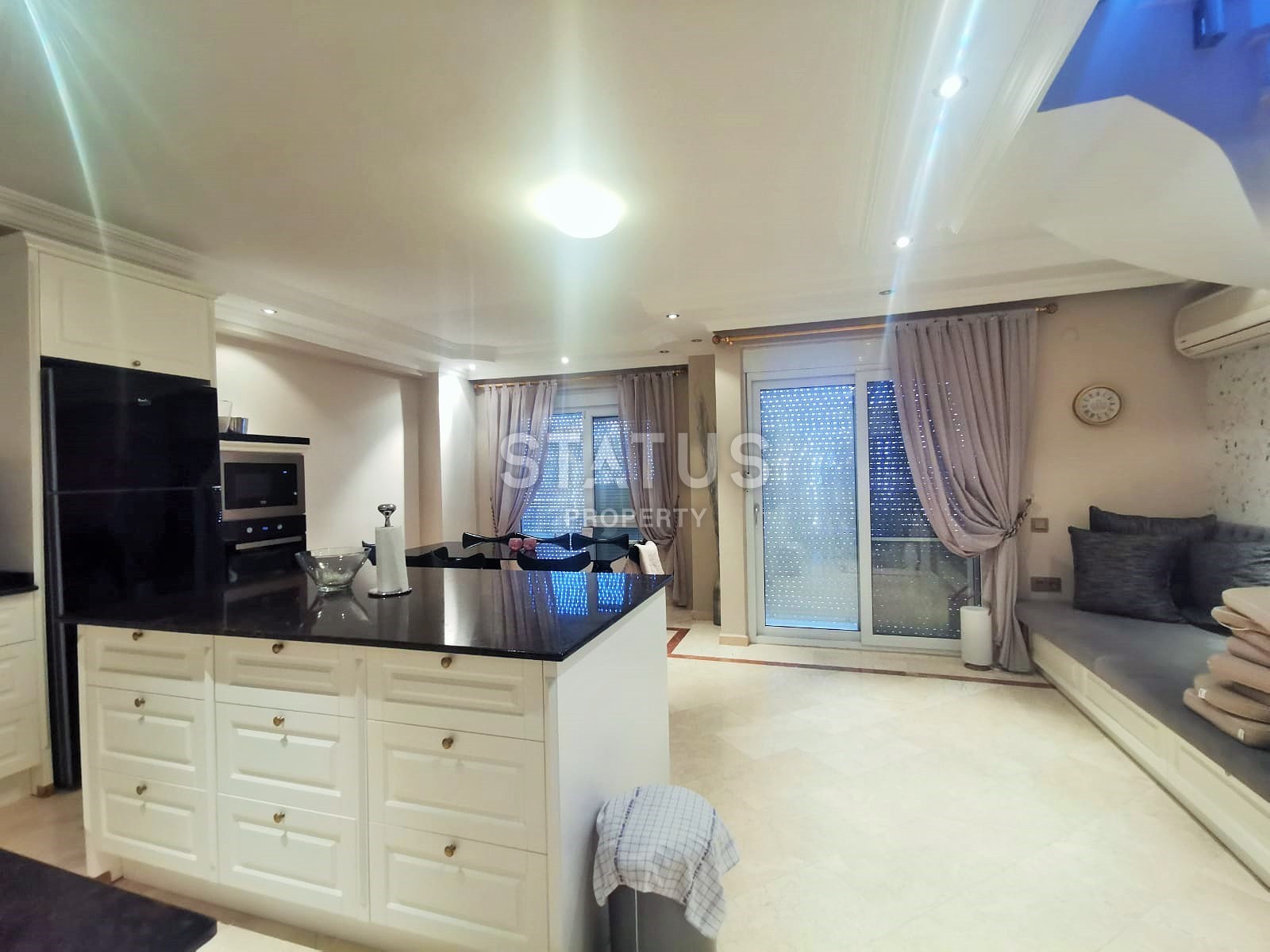 Меблированный дуплекс 4+1 в ОБА, 225 м2 фото 26