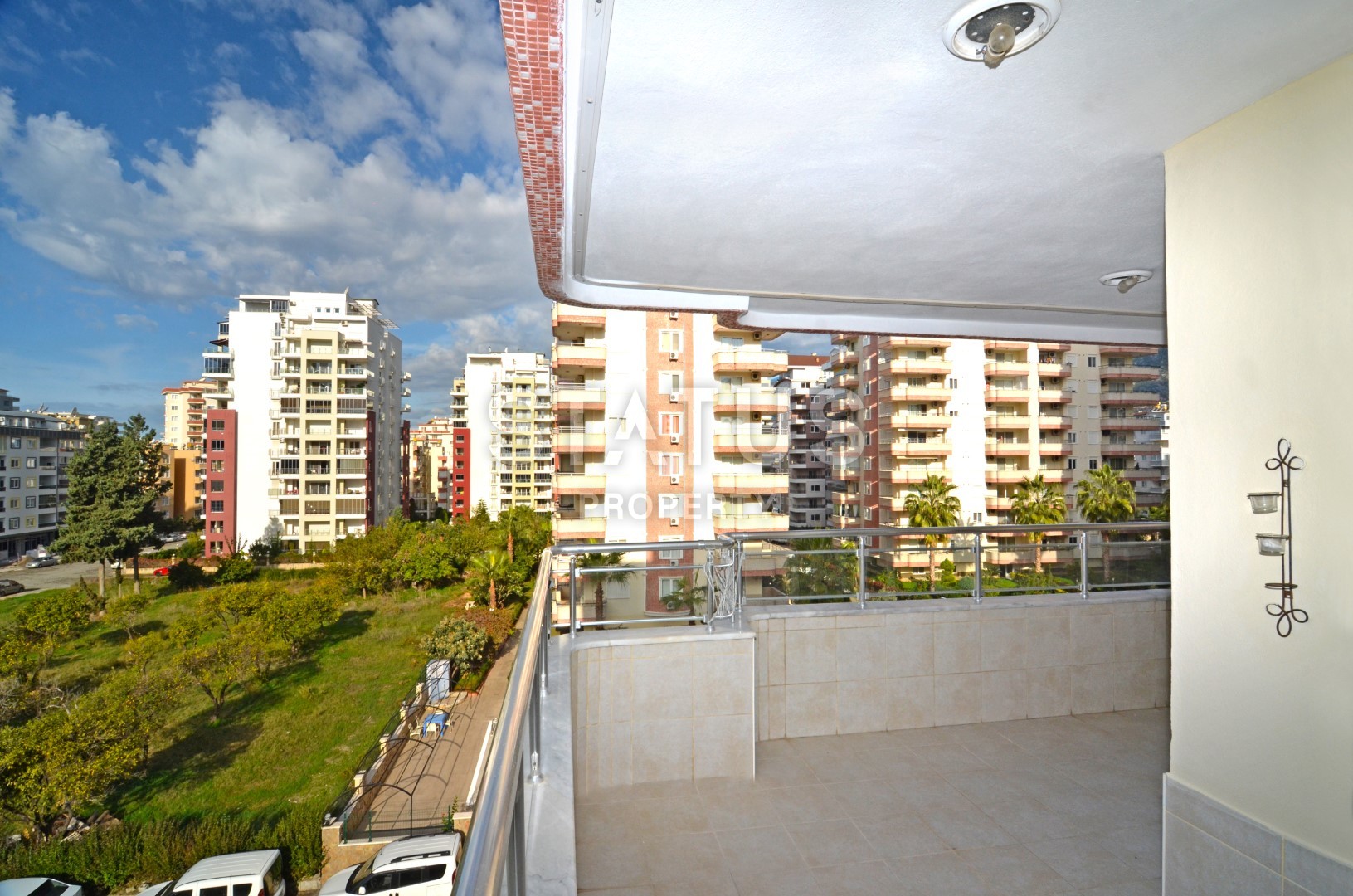 Огромная квартира в Махмутларе планировки 1+1 с мебелью 82 кв.м. фото 10