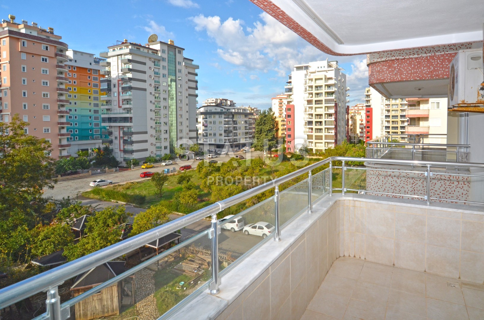 Огромная квартира в Махмутларе планировки 1+1 с мебелью 82 кв.м. фото 12