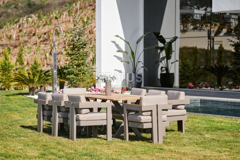 Modern luxury villa in Kargicak area, 400m2 фото 9