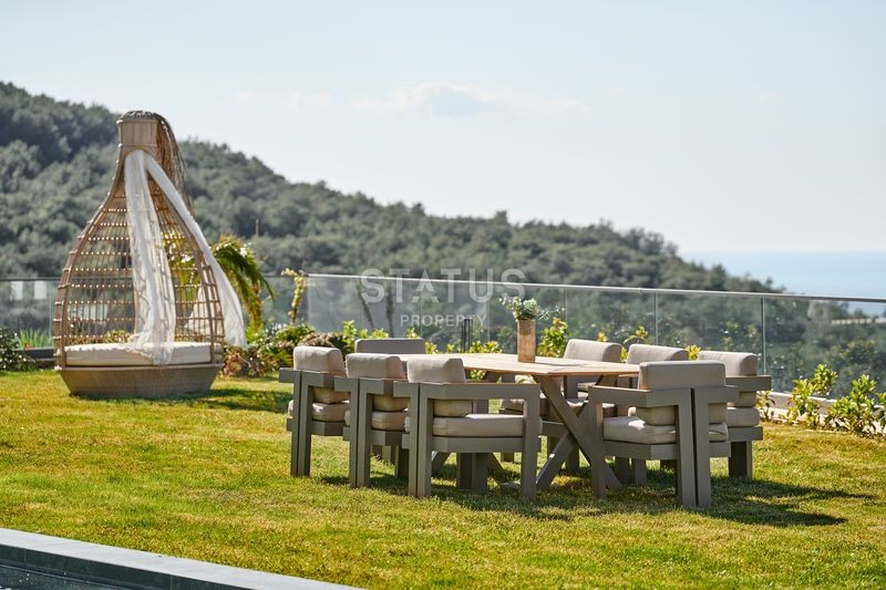 Modern luxury villa in Kargicak area, 400m2 фото 13