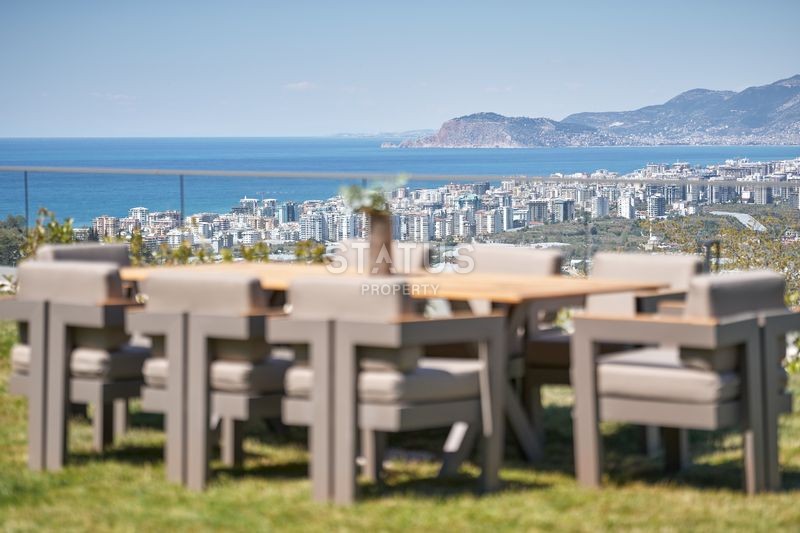 Modern luxury villa in Kargicak area, 400m2 фото 18