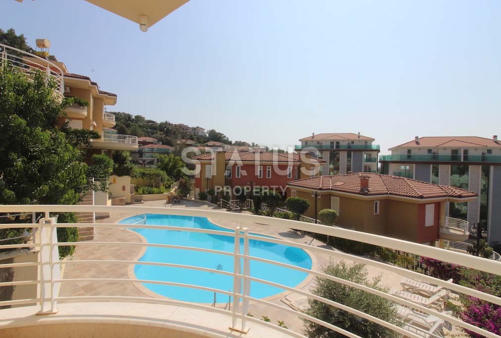 Large villa in Kargicak with furniture and appliances 260 sq.m. фото 4