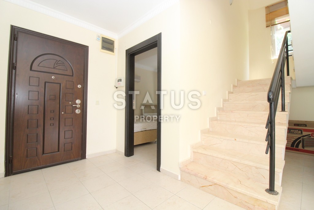 Large villa in Kargicak with furniture and appliances 260 sq.m. фото 13