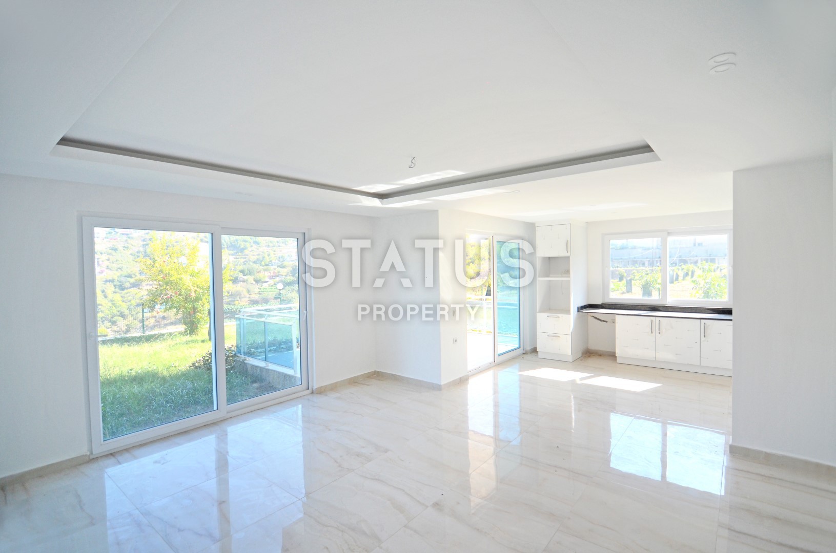 Villa in Kargicak, Alanya with a large terrace of 180 sq.m. фото 9