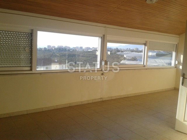 Villa 3+1 with sea and mountain views in Kargicak, 140 m2 фото 11