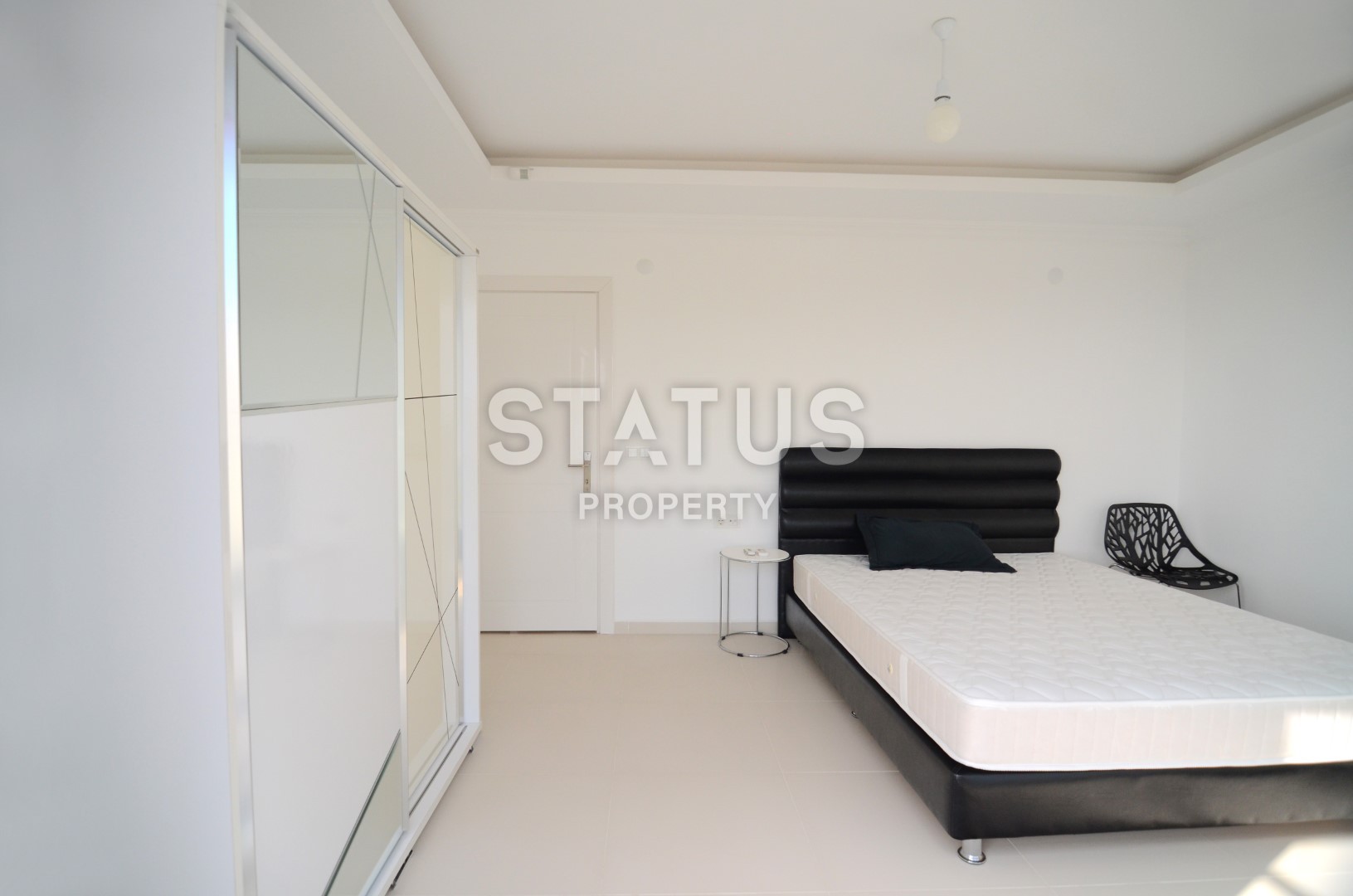 Luxury villa in Kargicak with furniture and stunning views of 400 sq.m. фото 12