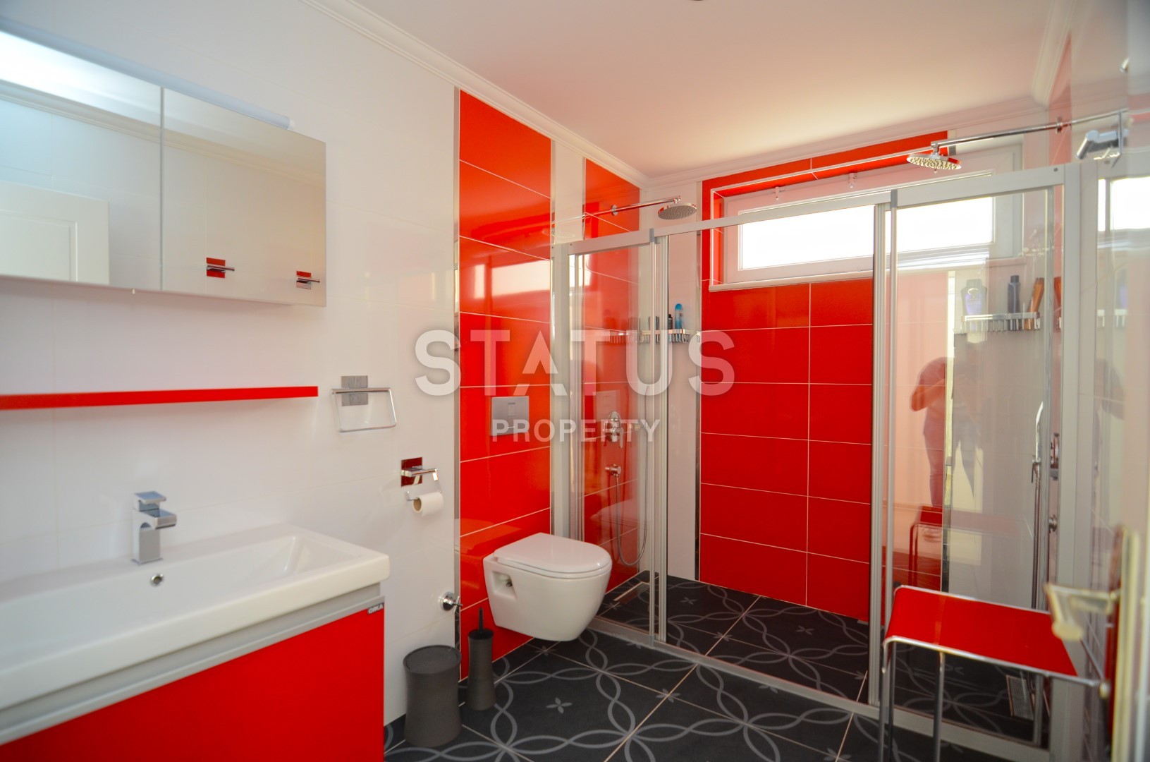 Luxury villa in Kargicak with furniture and stunning views of 400 sq.m. фото 15